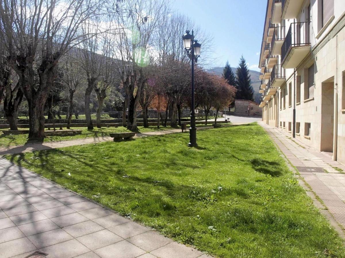 Apartamento Pet Friendly En Ezcaray, Con Piscina Exterior photo
